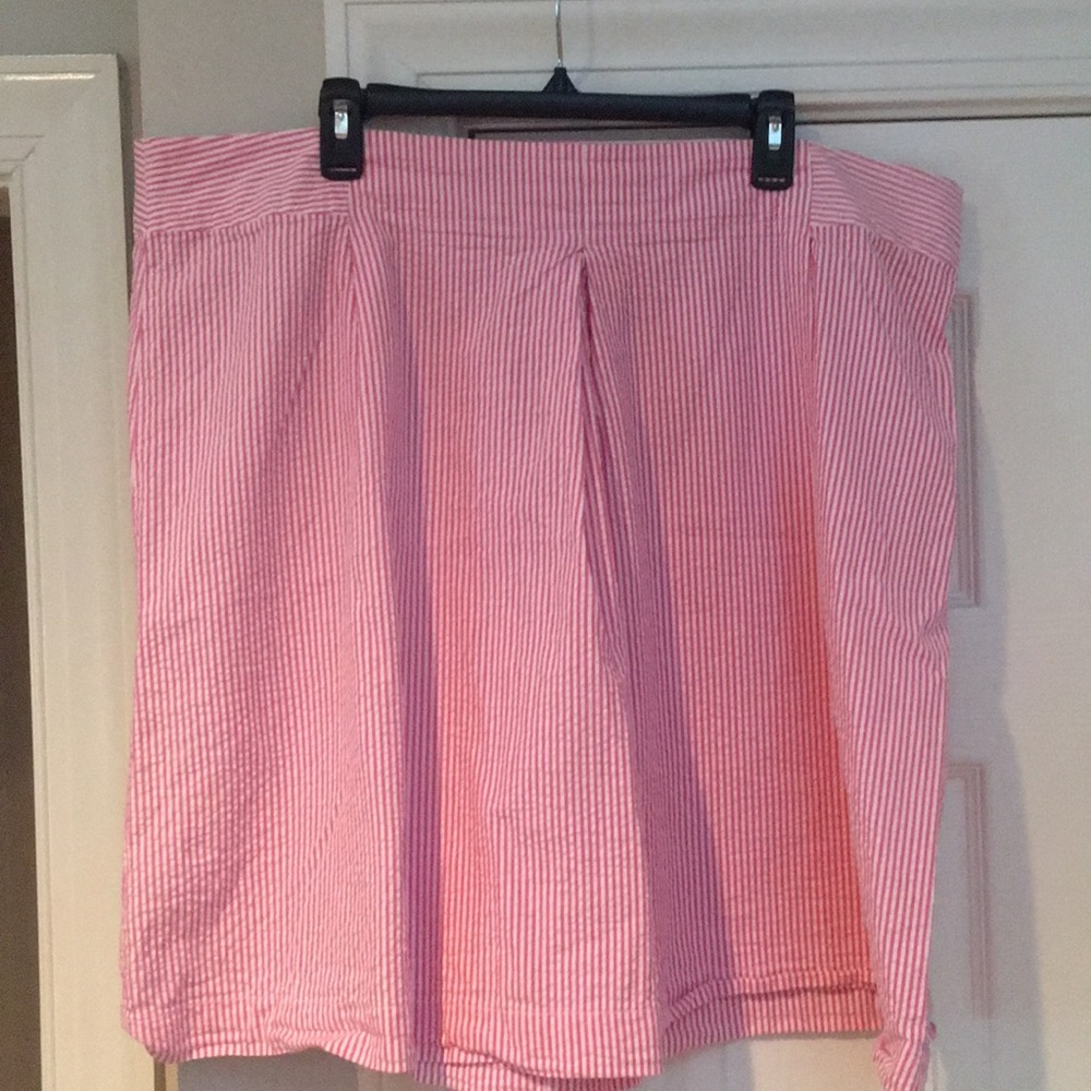 Lands End seersucker skirt